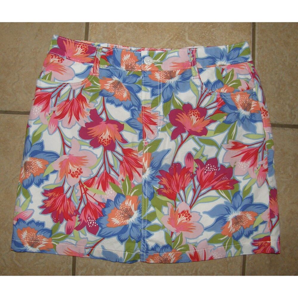 ST JOHNS BAY Multicolored Floral Sz 8 Casual Wear Stretchy Cotton Skort Pockets